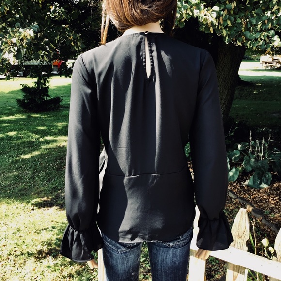 VINTAGE LOOKING  BLACK WATERFALL RUFFLE BLOUSE - Picture 7 of 8